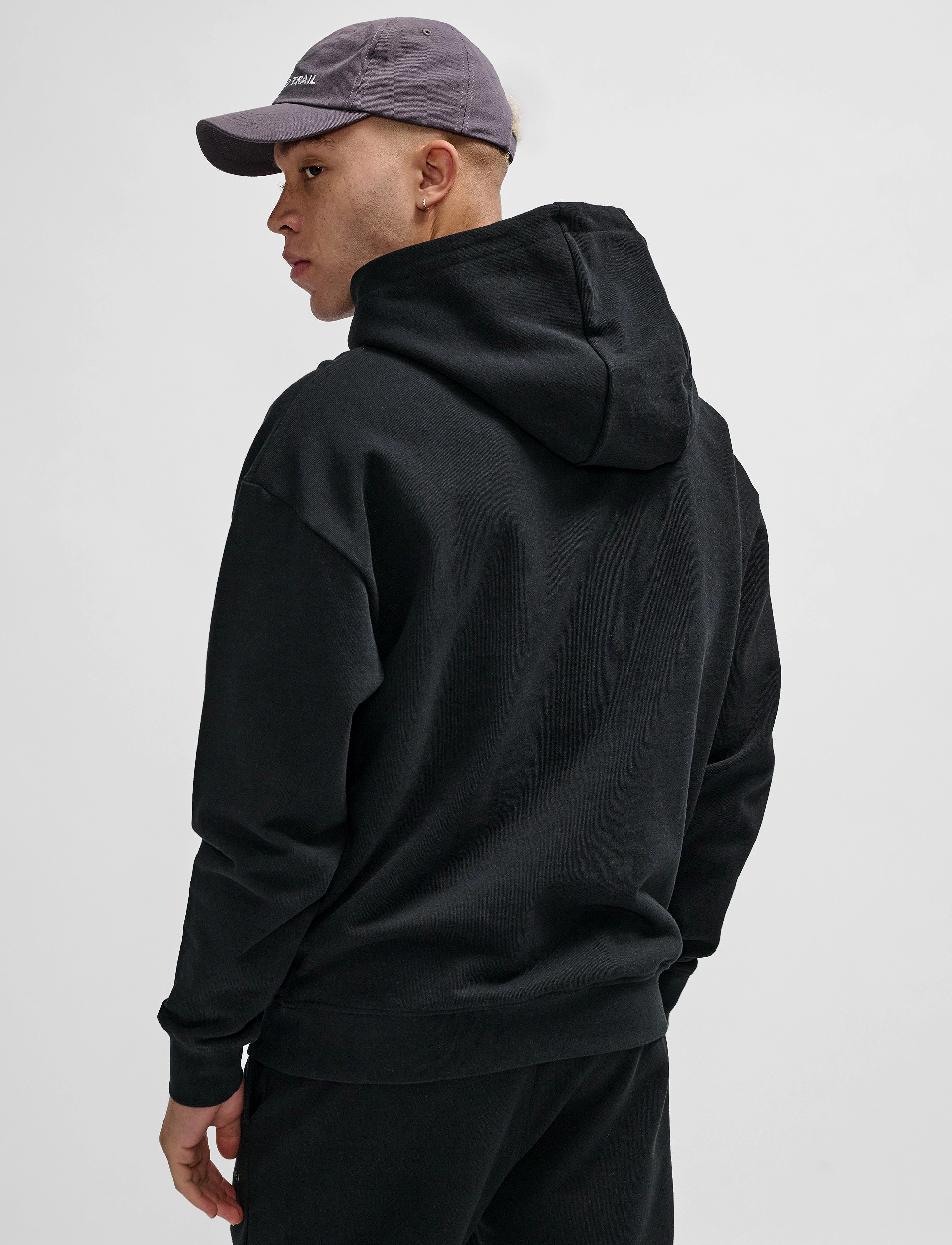 HALO - HALO ESSENTIAL HOODIE - hættetrøjer - black - 5