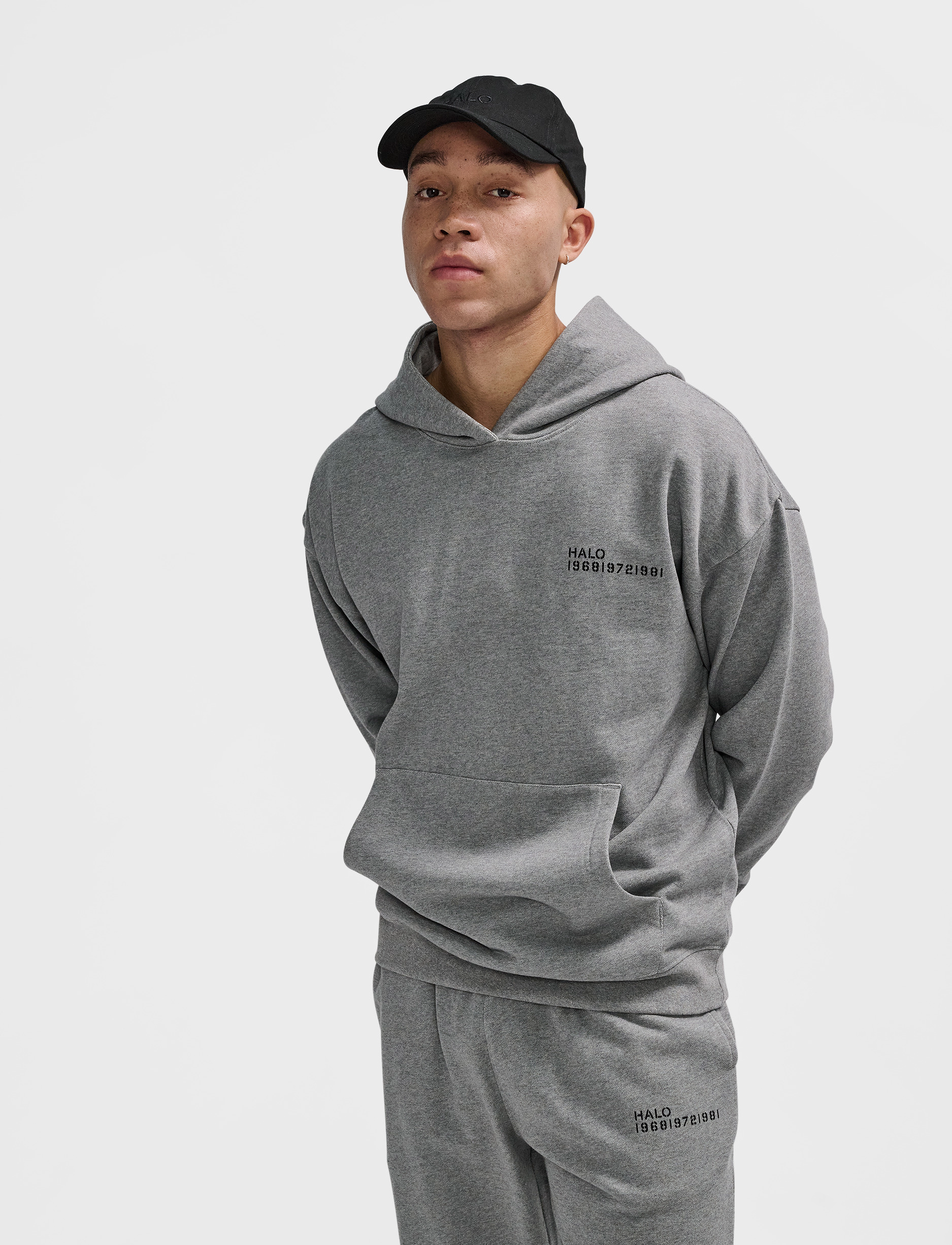 HALO Essential Hoodie, XS, Sweatshirts & Hoodies, Grau - Männerswear