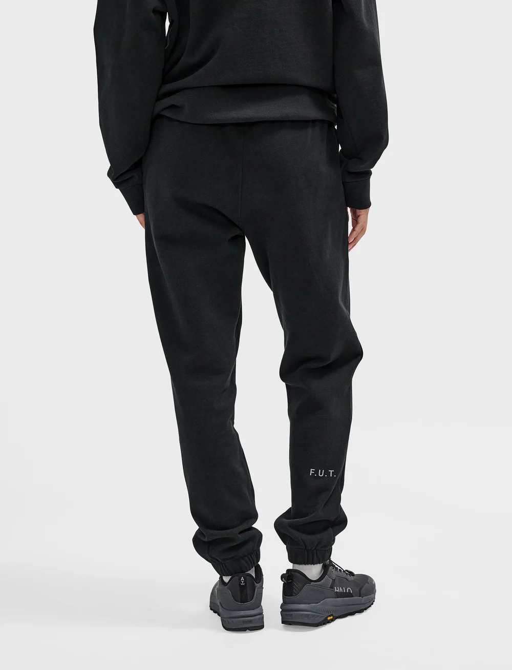 HALO - HALO ESSENTIAL SWEATPANTS - joggingbukser - black - 4