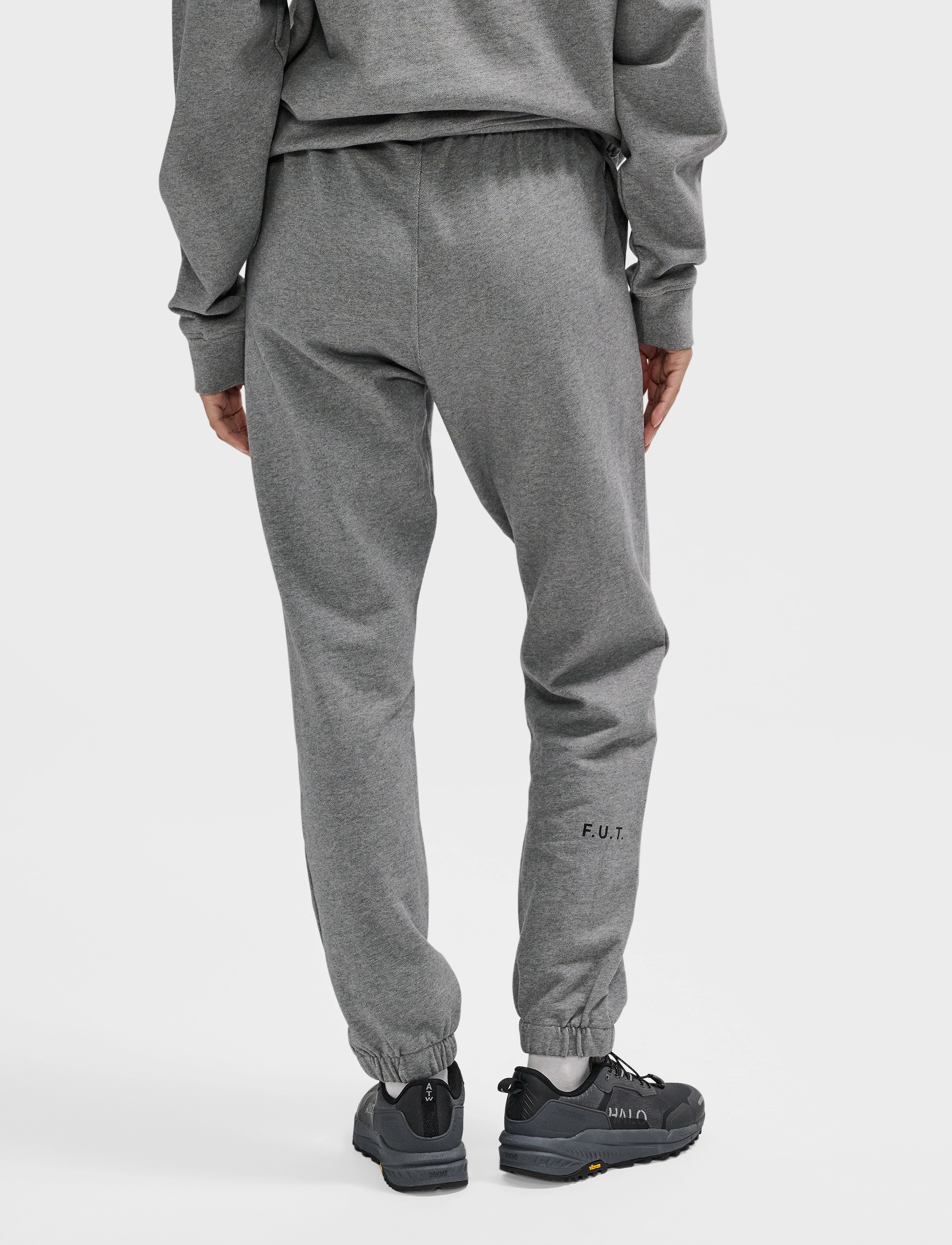 HALO - HALO ESSENTIAL SWEATPANTS - sweatpants - grey melange - 4