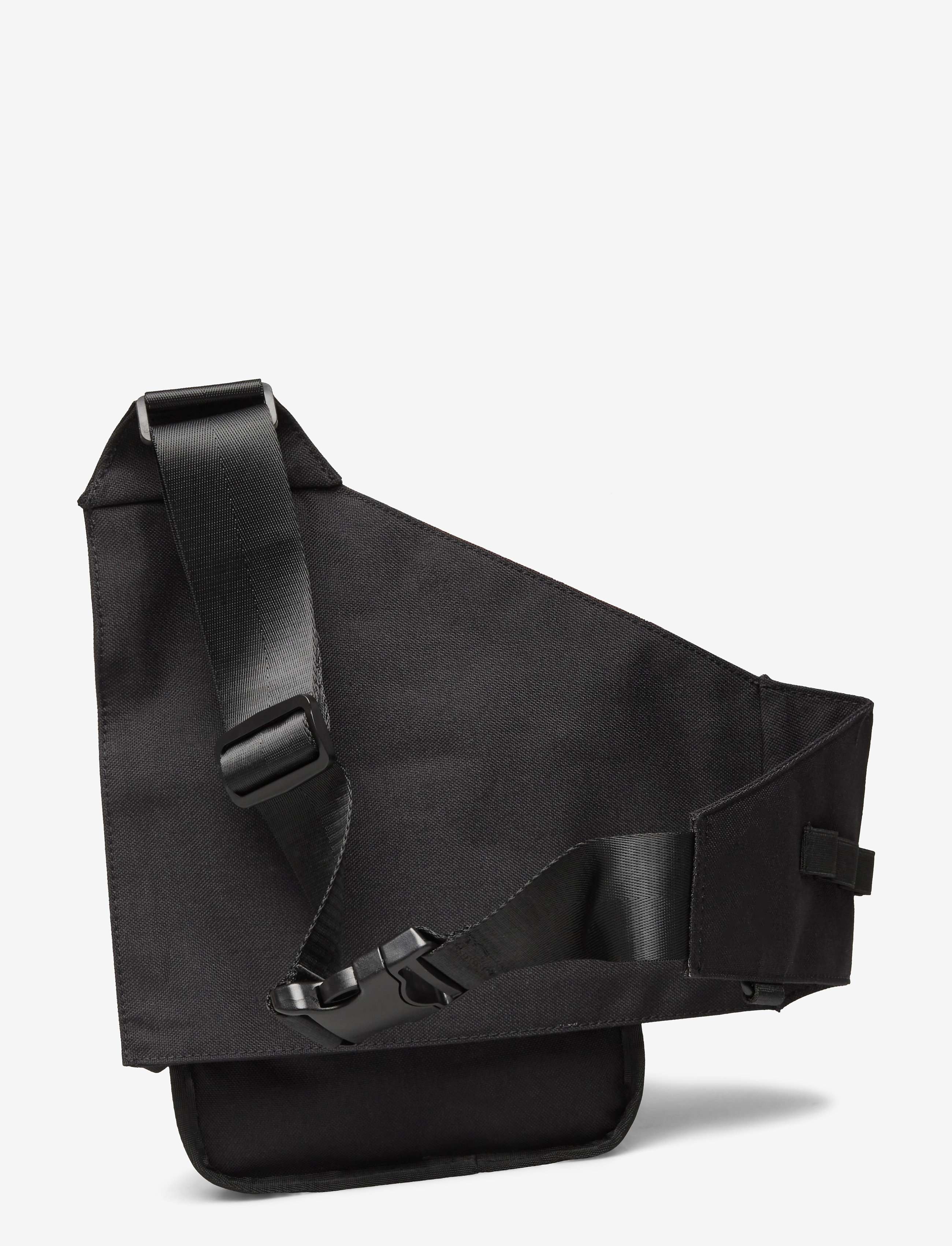 HAN Kjøbenhavn Clothing - Triangle Bag - black cordura nylon - 1