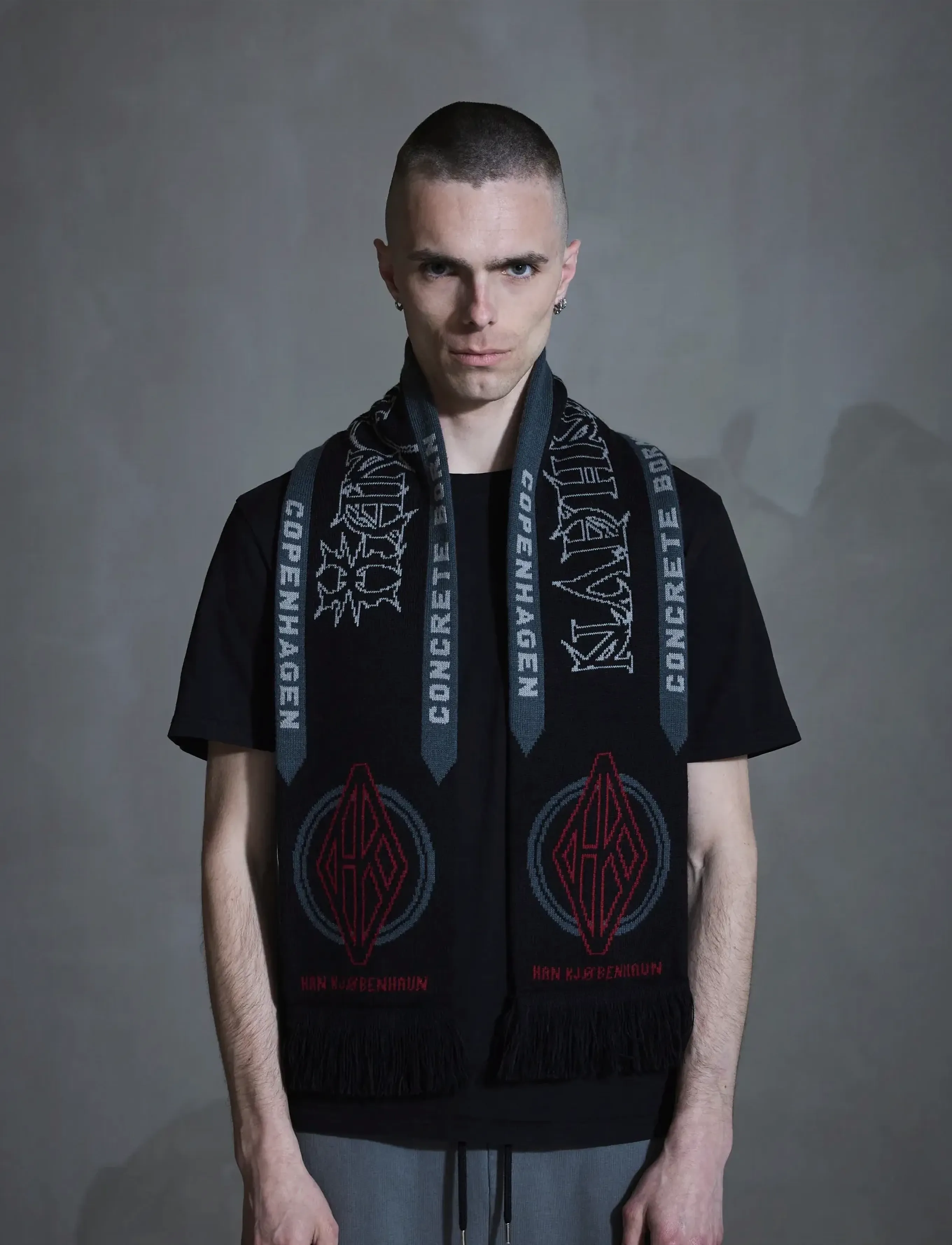 HAN Kjøbenhavn Diamond Football Scarf, One Size, Black, Tørklæder > Vintertørklæder, Herre