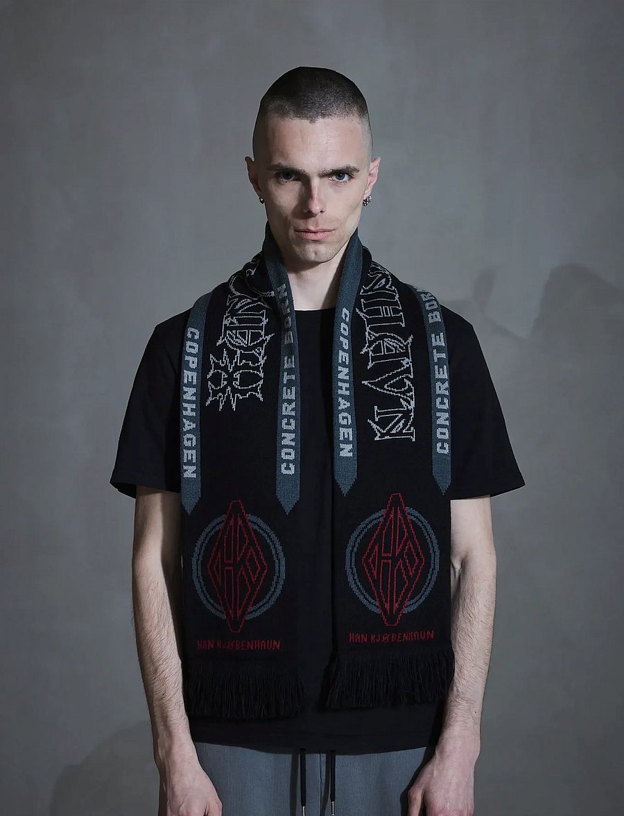 HAN Kjøbenhavn - Diamond Football Scarf - halsdukar - black - 0