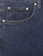 HAN Kjøbenhavn - Relaxed Jeans - brīva piegriezuma džinsa bikses - medium blue - 2