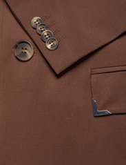 HAN Kjøbenhavn - Single Suit Blazer - dvieiliai švarkai - brown - 3