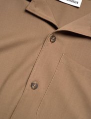 HAN Kjøbenhavn - Summer Shirt - basic skjorter - light brown - 2
