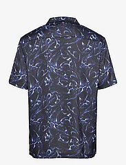 HAN Kjøbenhavn - Chrome Tribal Printed Summer Shirt - kortermede skjorter - blue - 1