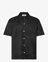 HAN Kjøbenhavn - Recycled Nylon Summer Shirt - kortärmade t-shirts - black - 0