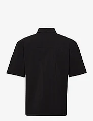 HAN Kjøbenhavn - Nylon Short Sleeve Shirt - podstawowe koszulki - black - 1