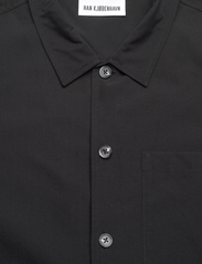 HAN Kjøbenhavn - Ripstop Summer Shirt - tavalised t-särgid - black - 2