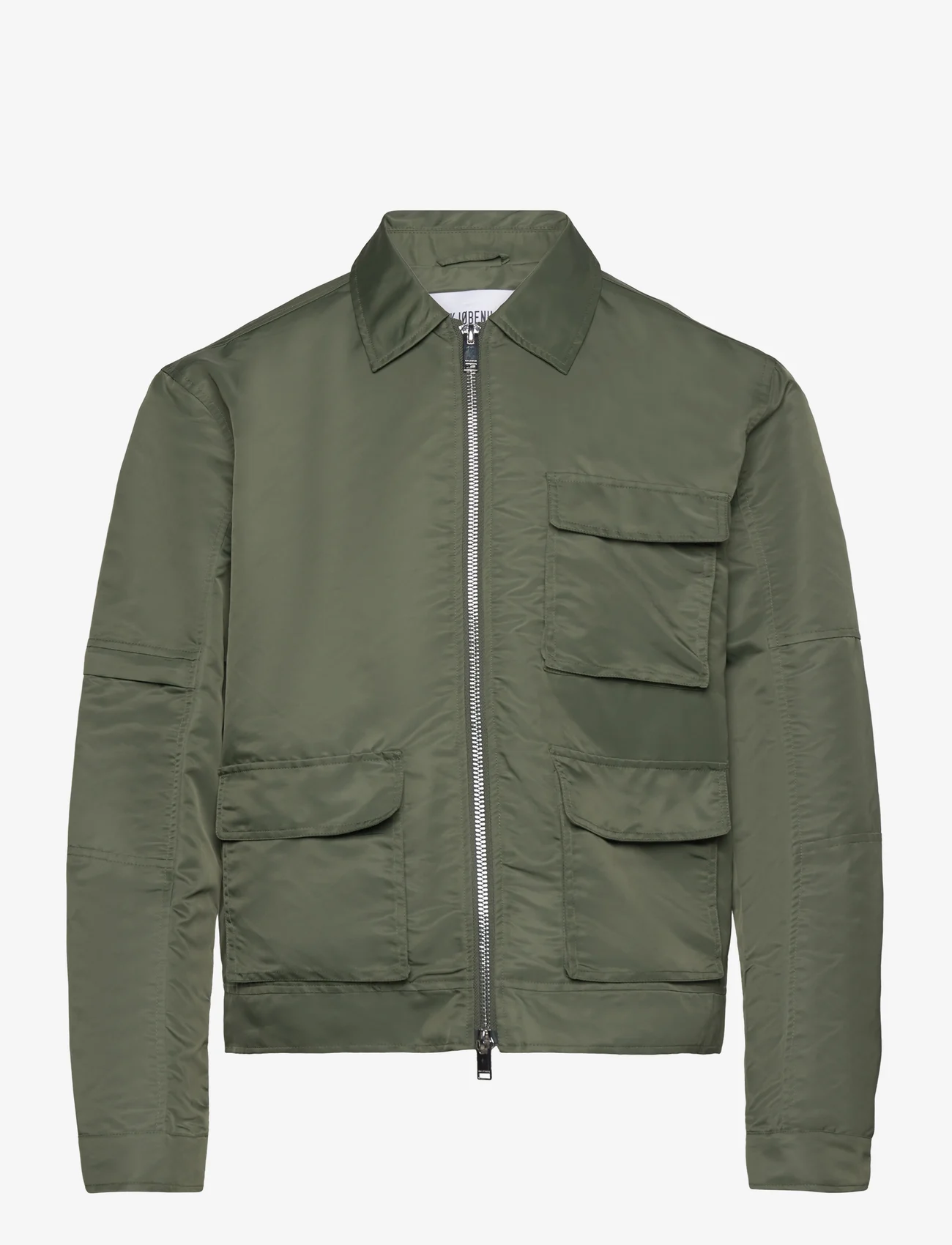 HAN Kjøbenhavn - Nylon Boxed Cargo Jacket - spring jackets - army green - 0