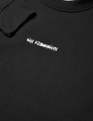 HAN Kjøbenhavn - Regular Crewneck Artwork - hoodies - black - 2