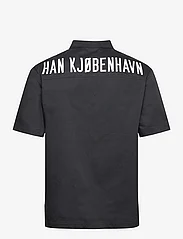 HAN Kjøbenhavn - Logo Camp-Collar Shirt - marškiniai trumpomis rankovėmis - black - 1
