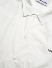 HAN Kjøbenhavn - Logo Camp-Collar Shirt - marškiniai trumpomis rankovėmis - white - 3