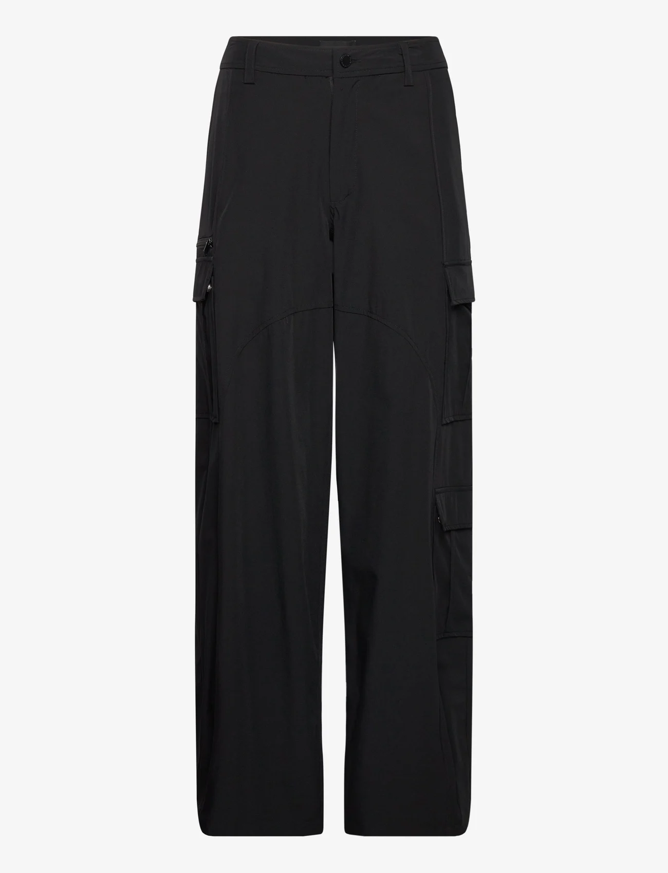 HAN Kjøbenhavn - Washed Technical Cargo Trousers - cargo pants - black - 0
