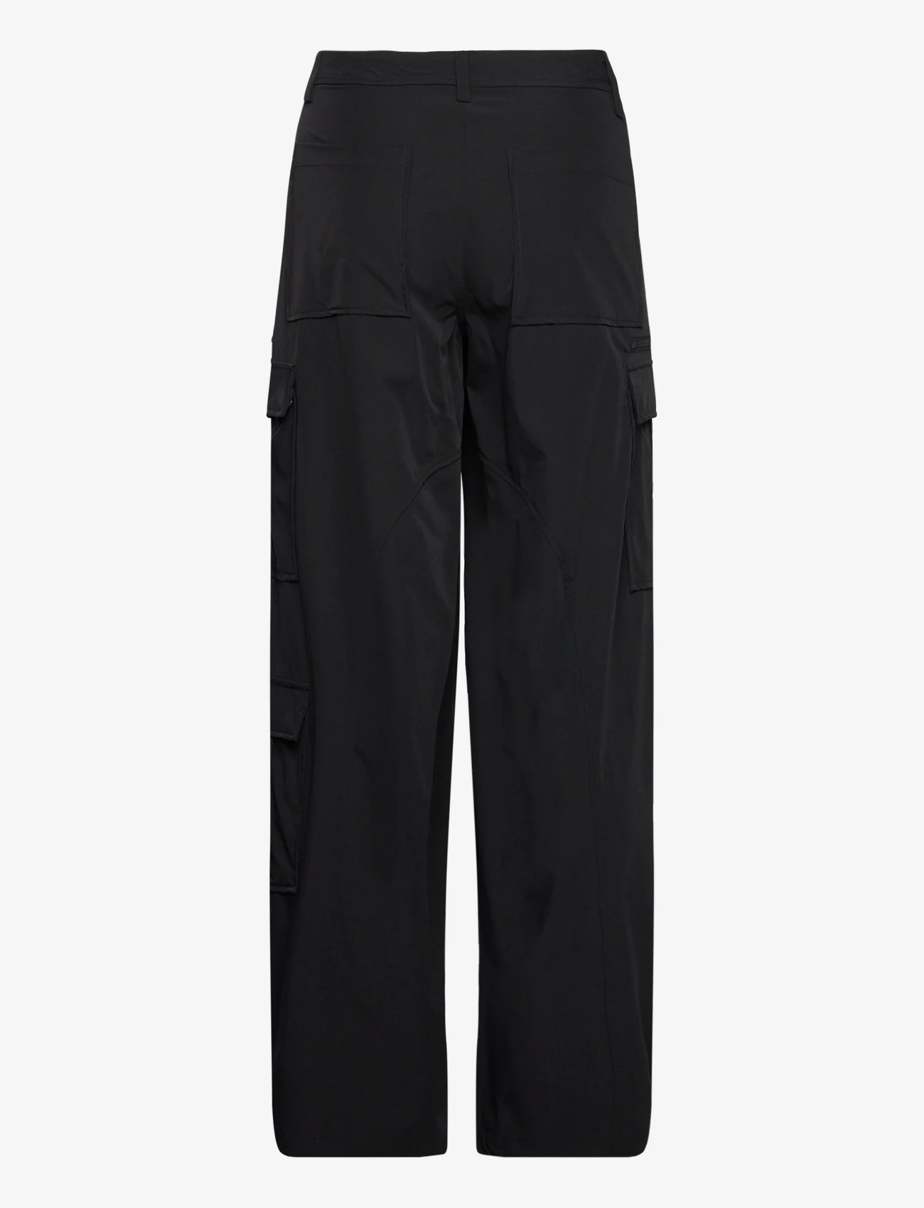 HAN Kjøbenhavn - Washed Technical Cargo Trousers - cargo pants - black - 1