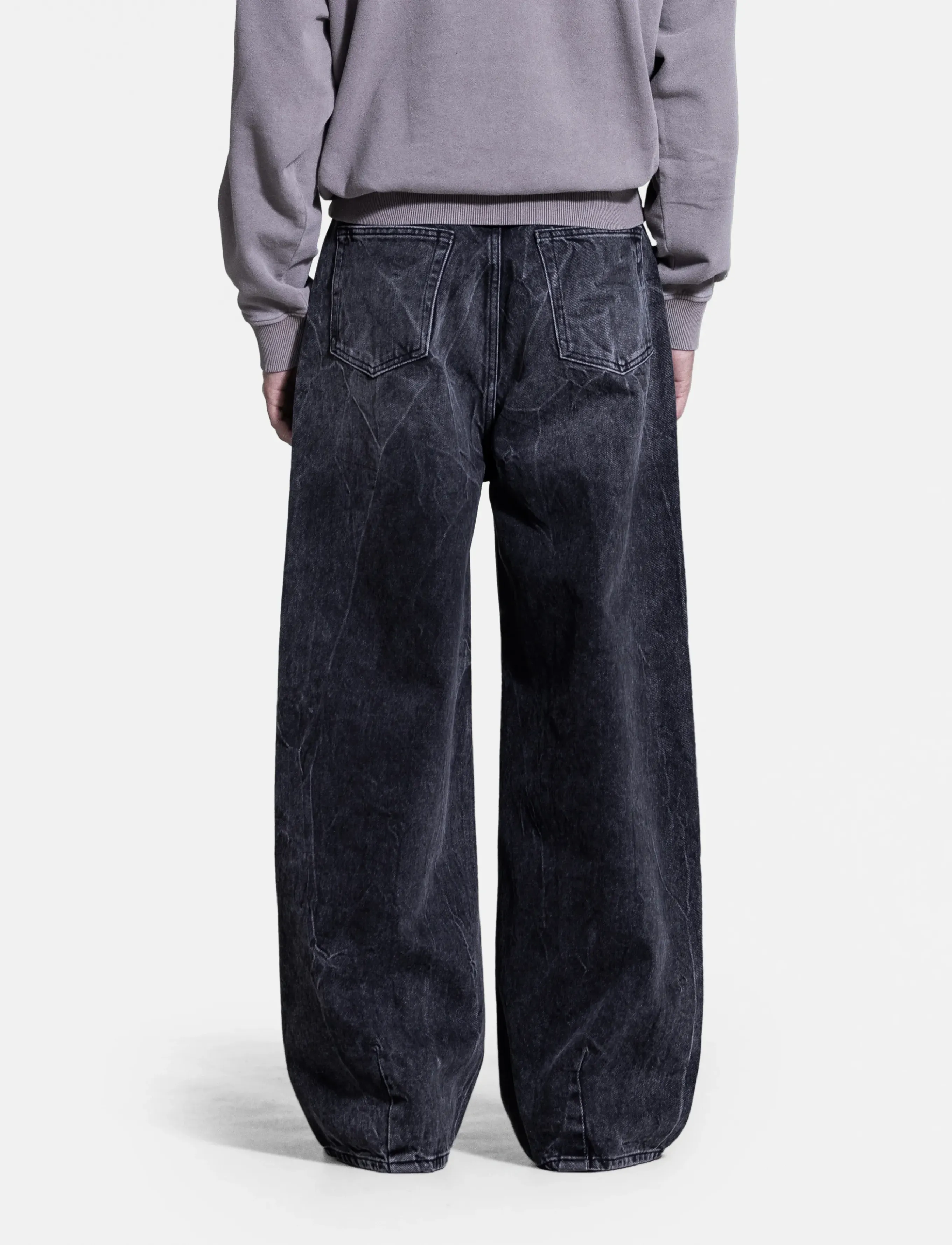 HAN Kjøbenhavn - Baggy Denim Jeans - loose jeans - black vein - 3