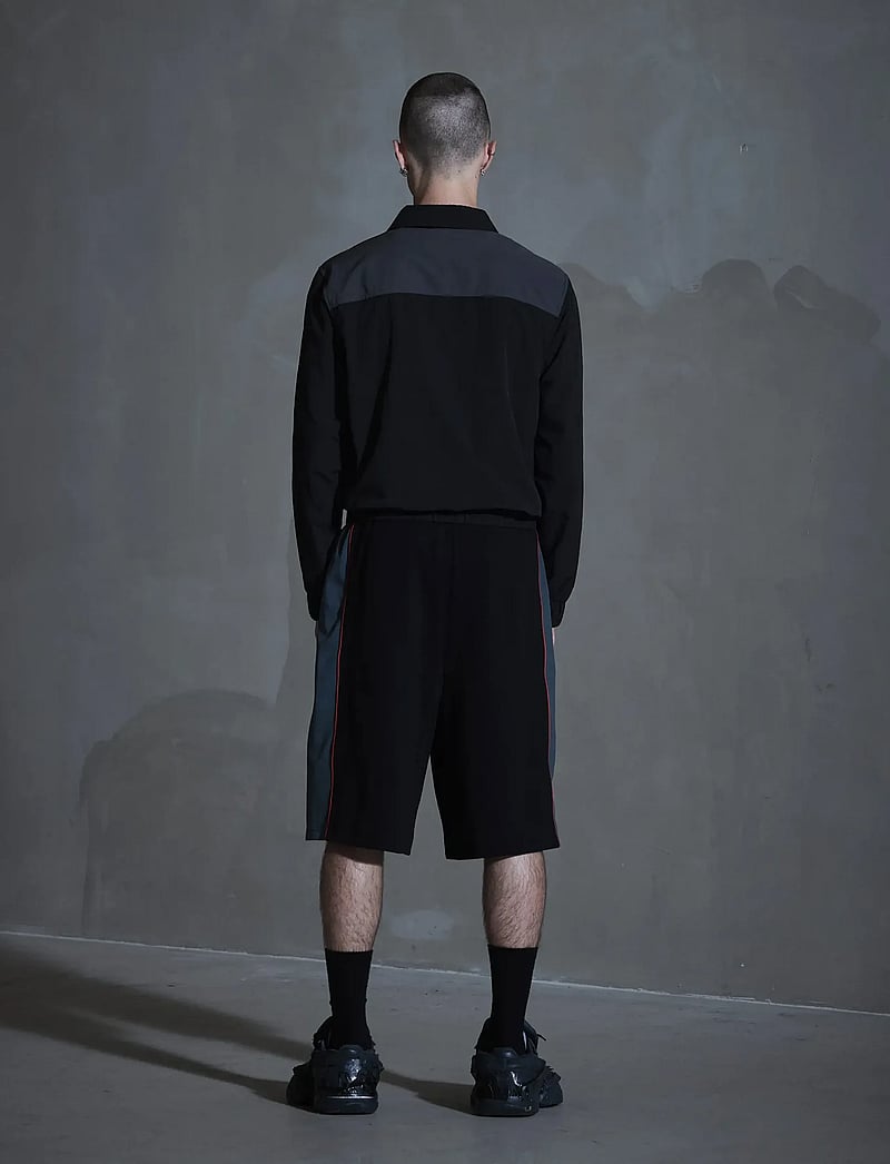 HAN Kjøbenhavn - Elasticated Shirt - basic shirts - black - 3