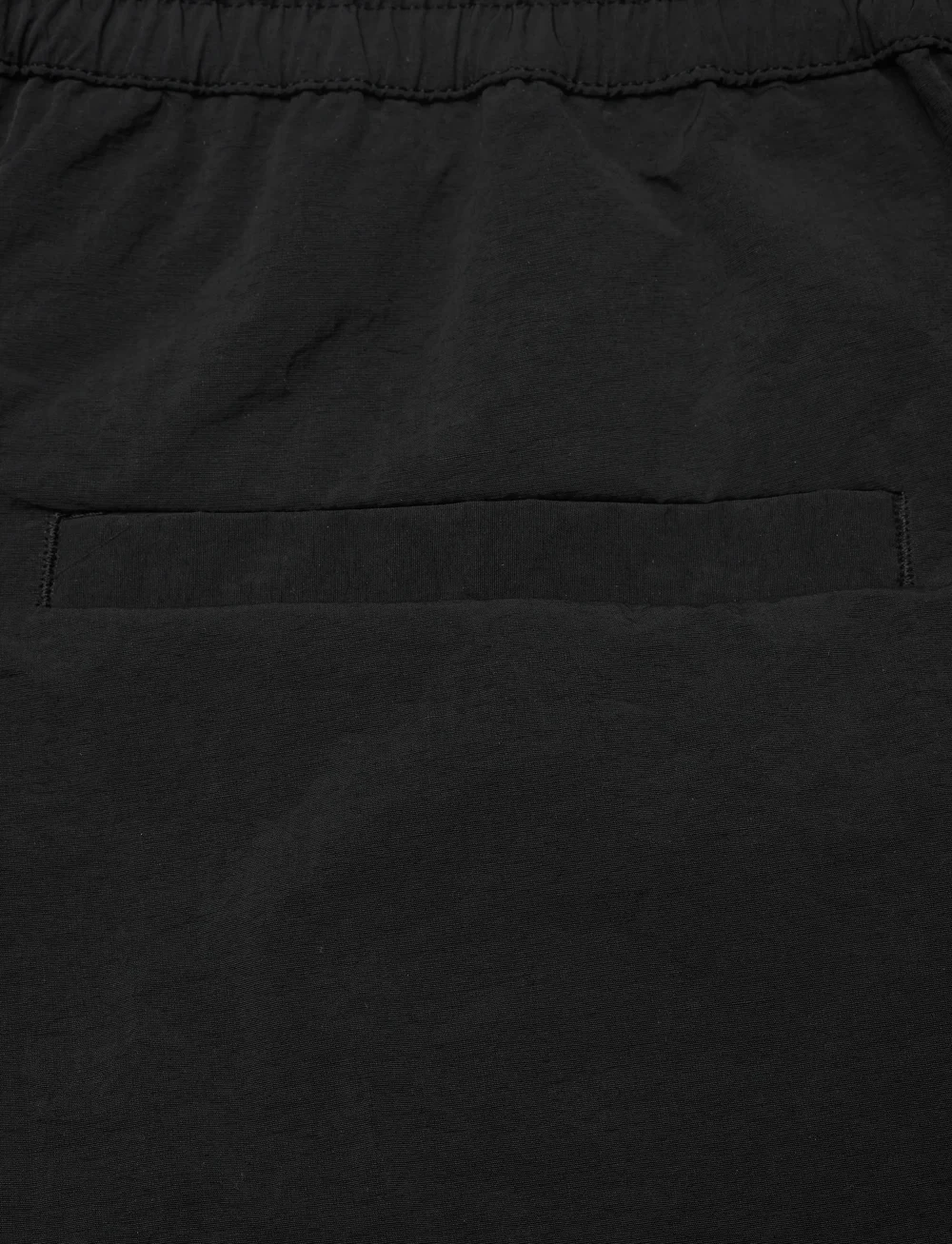 HAN Kjøbenhavn - Nylon Track Shorts - sweatshorts - black - 4