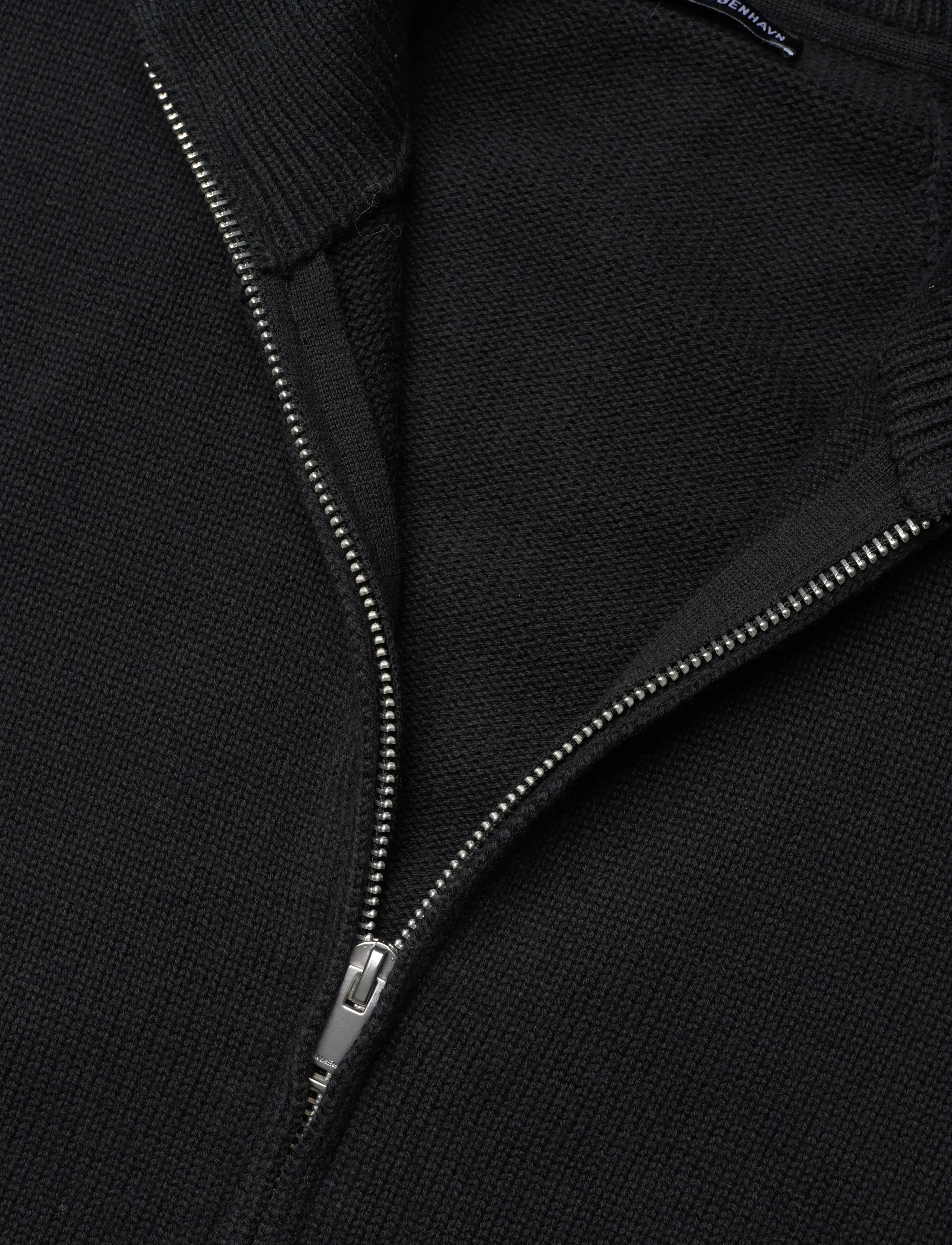 HAN Kjøbenhavn - Diamond Knit Cardigan - pulls zippés - black - 5