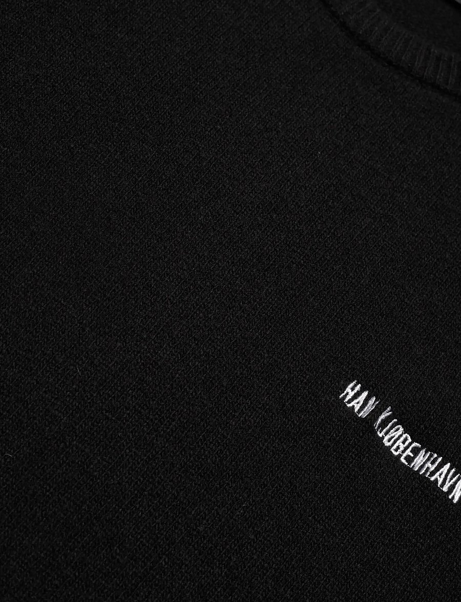 HAN Kjøbenhavn - Logo Relaxed Knit Sweater - rundhalsad - black - 2