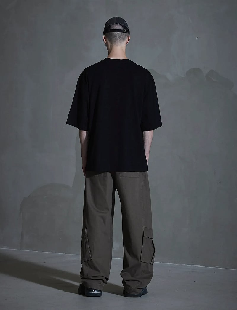 HAN Kjøbenhavn - Diamond Loose Tee - kortärmade t-shirts - black - 3