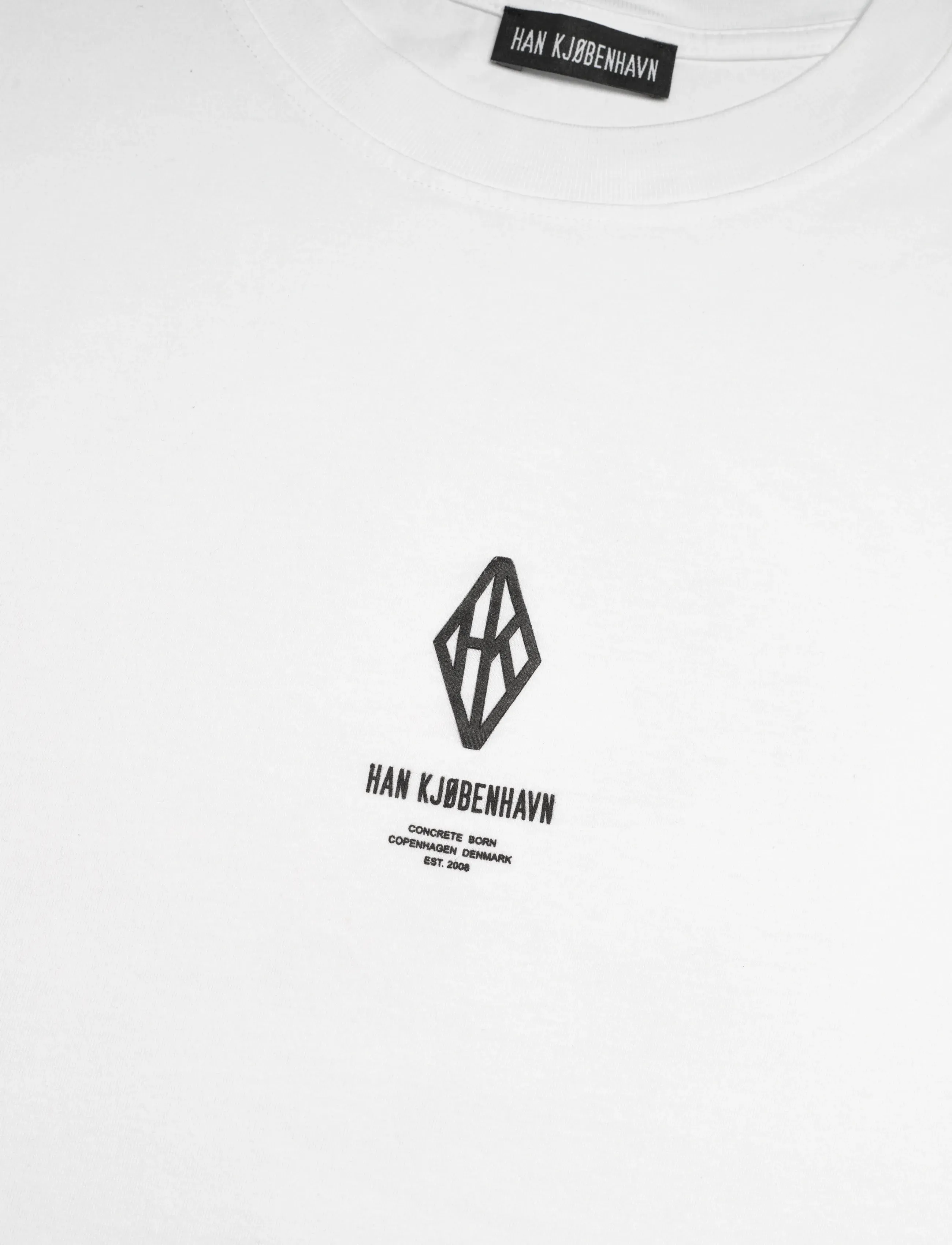 HAN Kjøbenhavn - Diamond Loose Tee - kortärmade t-shirts - off white - 3