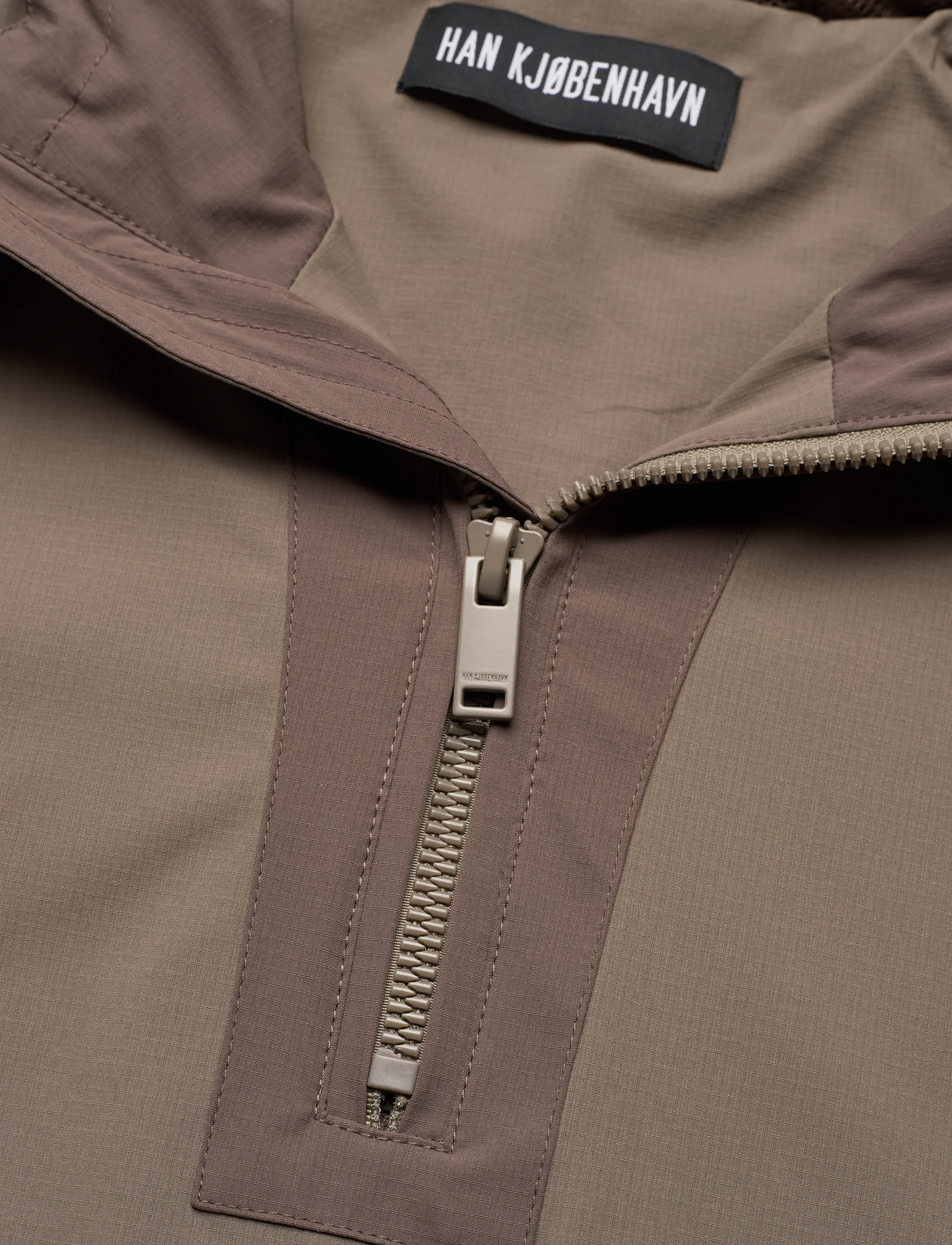 HAN Kjøbenhavn - Technical Crest Anorak - anoraks - dusty brown - 5
