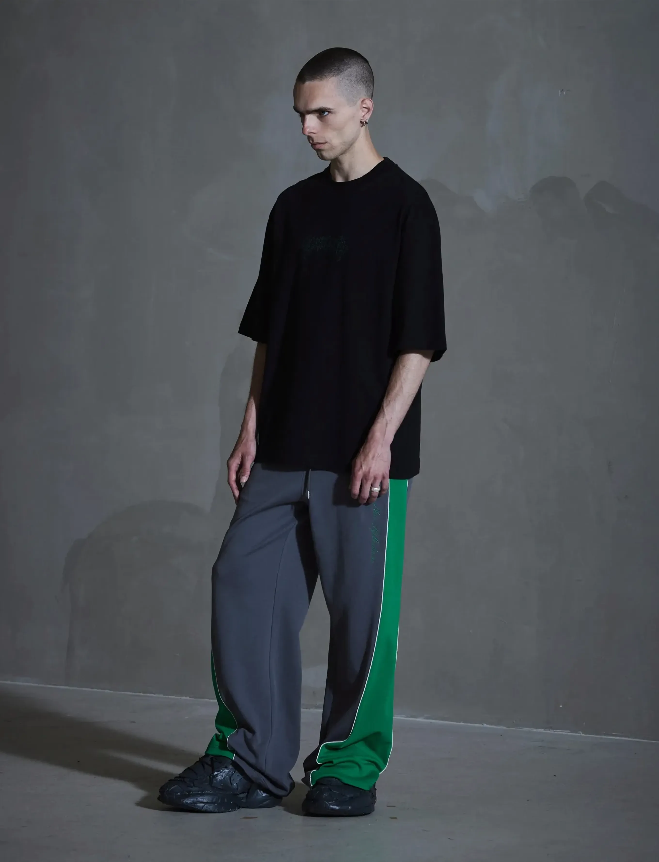 HAN Kjøbenhavn Training Track Trousers - Sweatpants - GREY/ VIBRANT GREEN / grey