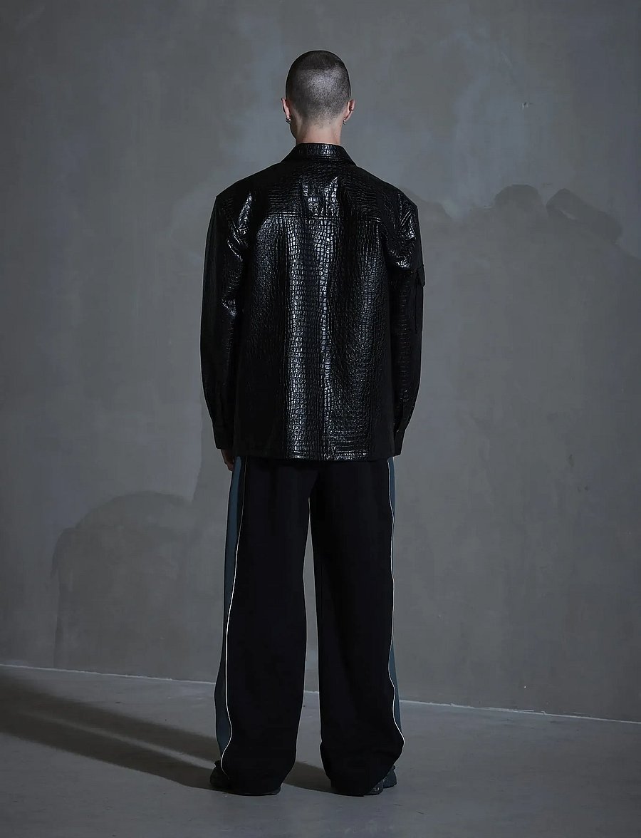 HAN Kjøbenhavn - Faux croc Overshirt - trench coats - black - 4