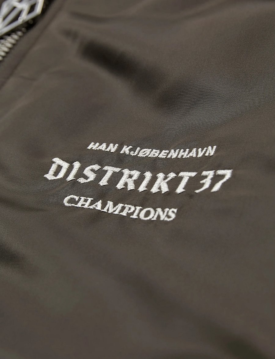 HAN Kjøbenhavn - Distrikt Bomber Jacket - forårsjakker - khaki green - 3