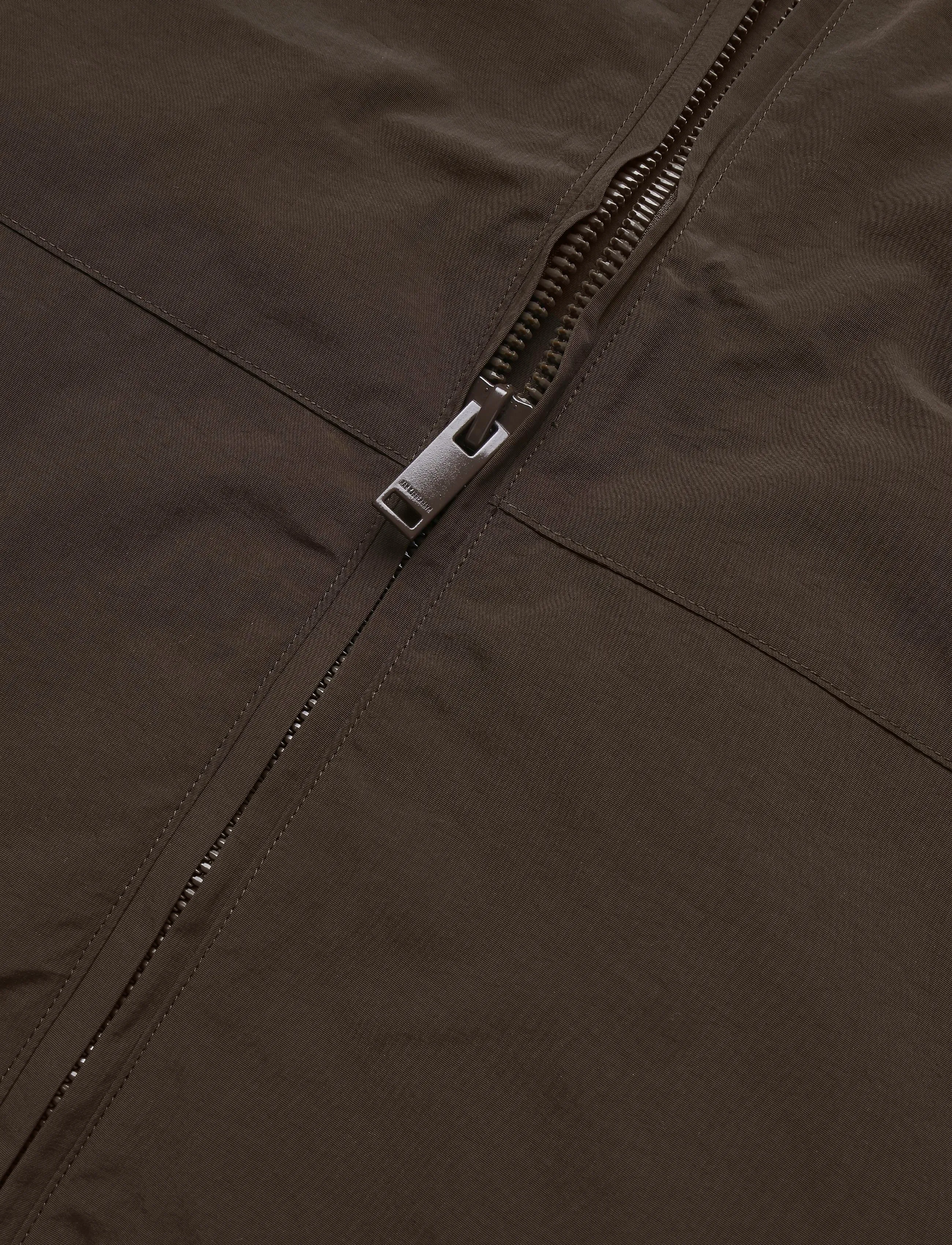 HAN Kjøbenhavn - Technical Hooded Jacket - efterårsjakker - dark brown - 4