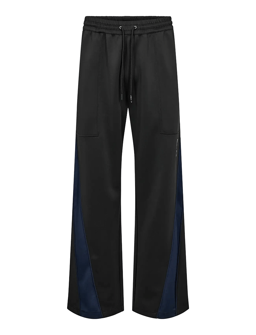 HAN Kjøbenhavn - Panel Track Pants - osta olukorra järgi - black - 1