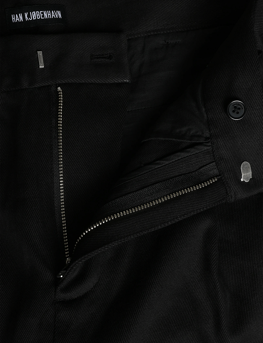 HAN Kjøbenhavn - Relaxed Tencel Trousers - vabaajapüksid - black - 3