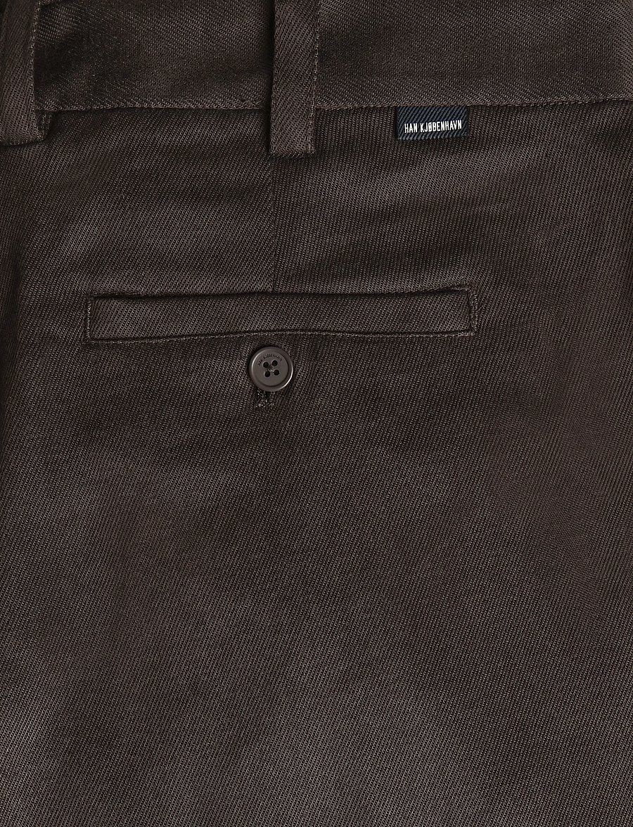 HAN Kjøbenhavn - Relaxed Tencel Trousers - freizeithosen - dark brown - 5