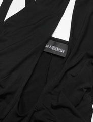 HAN Kjøbenhavn - Stretch Jersey  Drape Bodysuit - sievietēm - black - 2