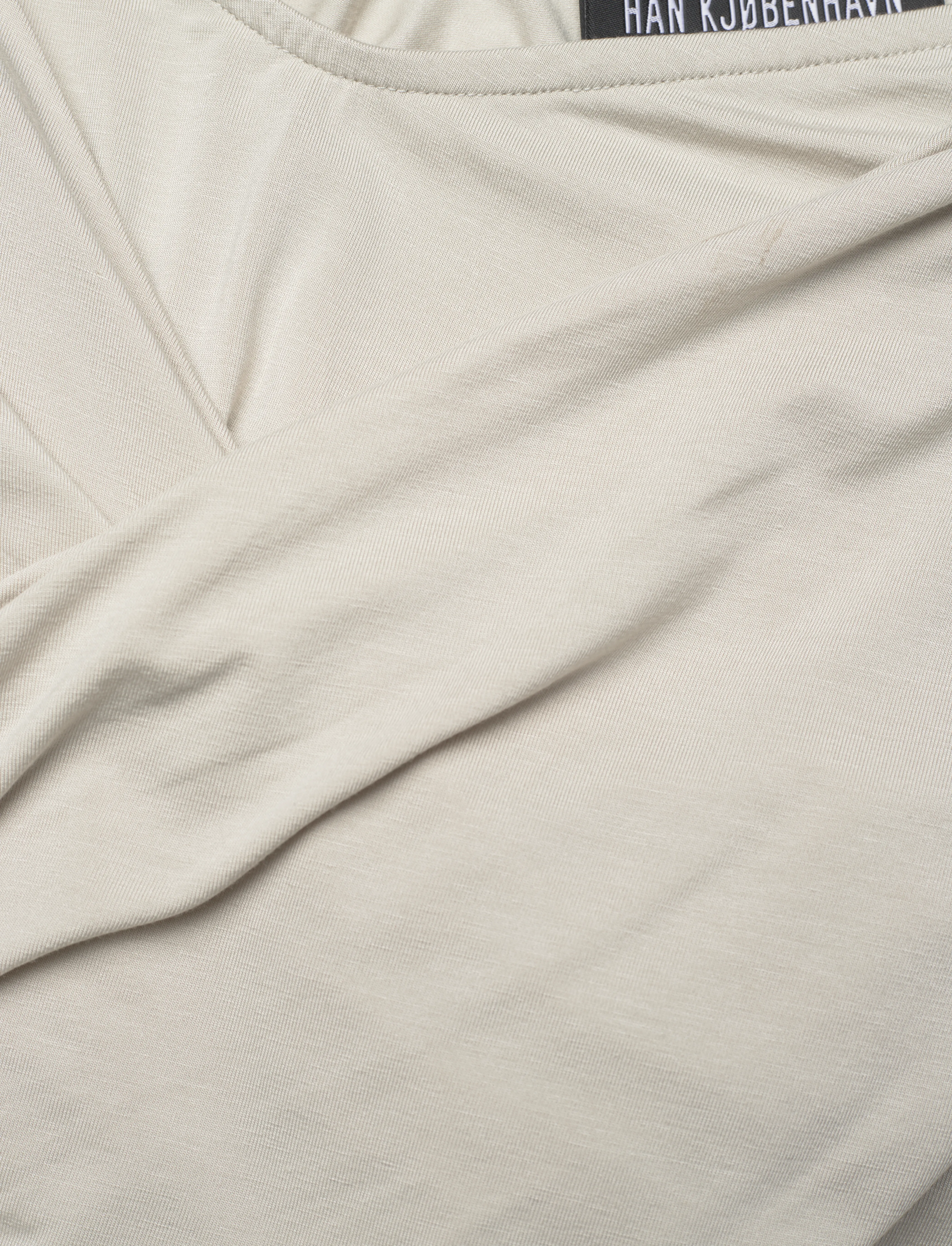 HAN Kjøbenhavn - Viscose Jersey Stretch Cropped Long Sleeve Top - blouses à manches longues - light sand - 2