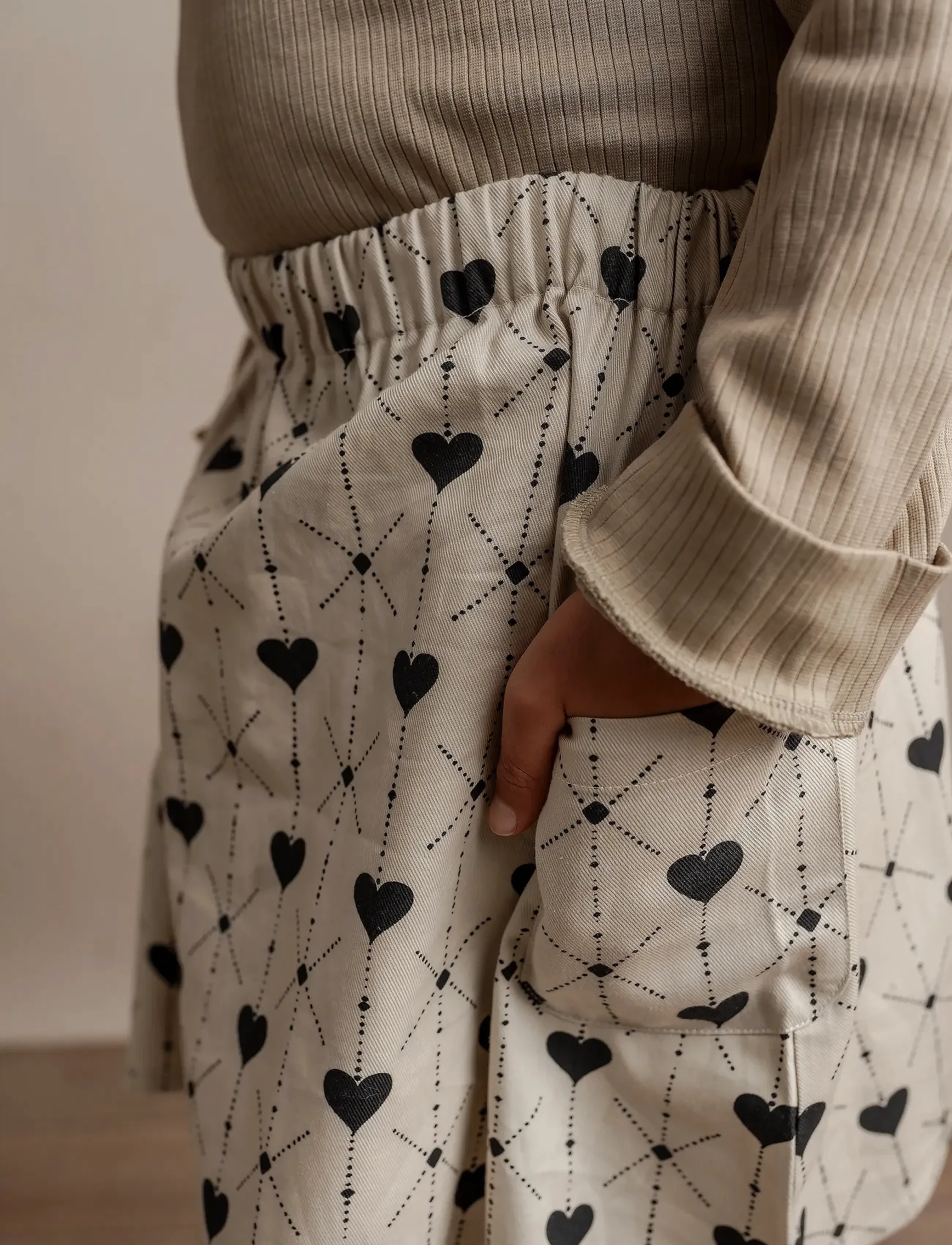 Hanevild - Heart skirt - kurze röcke - rainy - 3