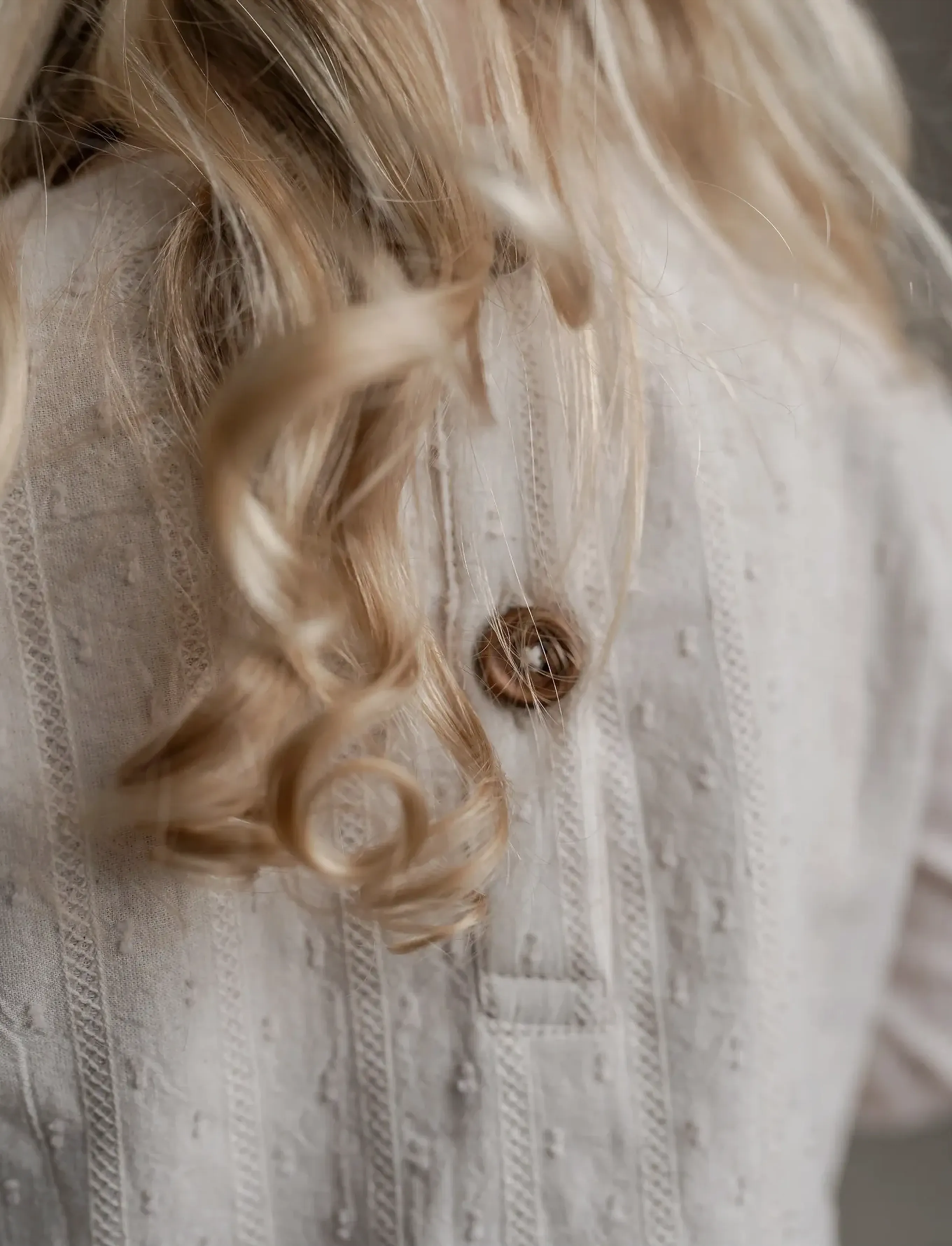 Hanevild - Lace dress - pikkade varrukatega vabaaja kleidid - ivory - 4