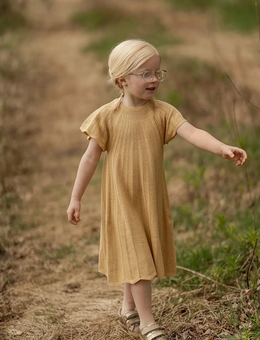 Hanevild - Vibe dress - kurzärmelige babykleider - italien straw - 0