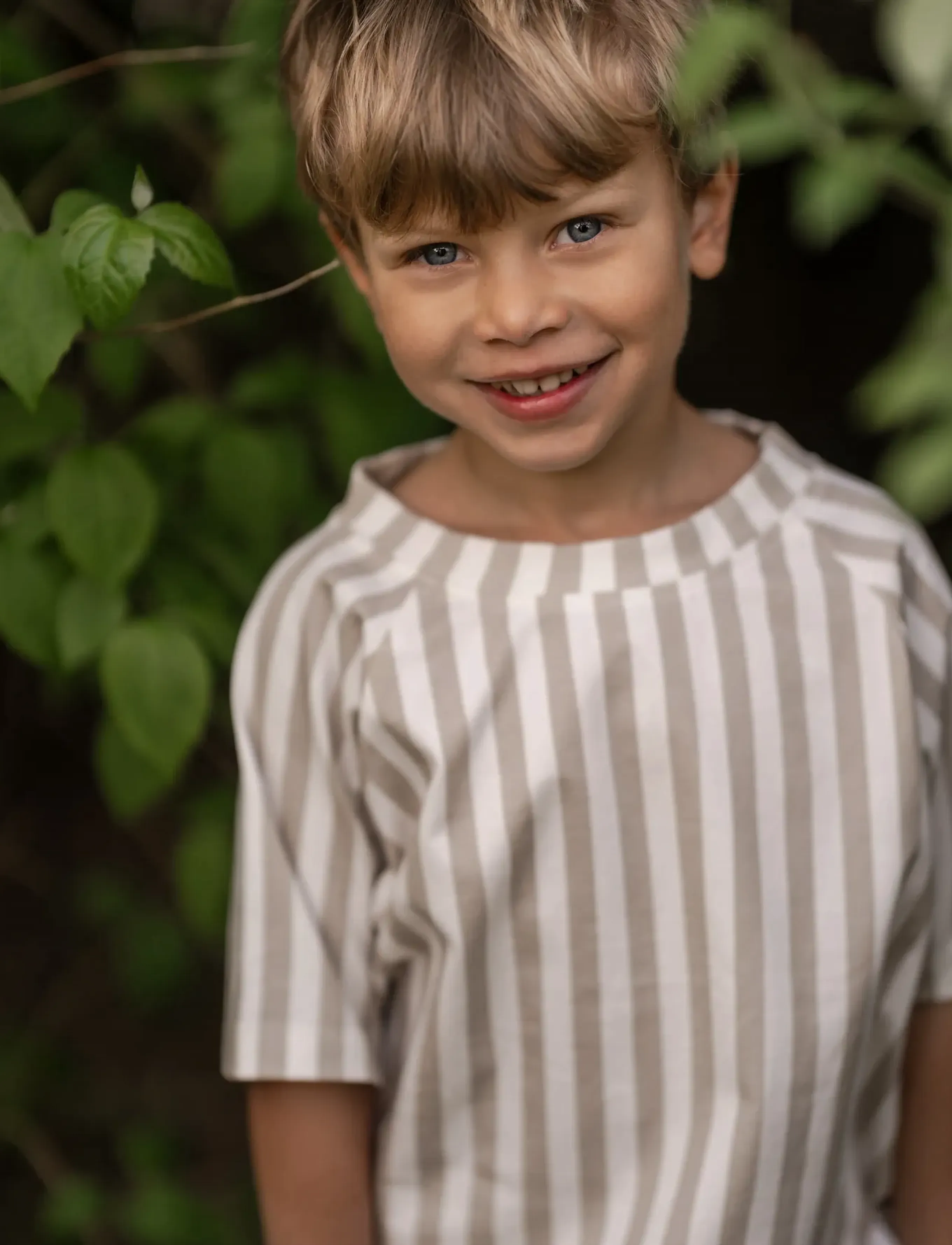 Hanevild Striped T-Shirt, 98/104, T-shirts, Beige - Short-sleeved, Kinder