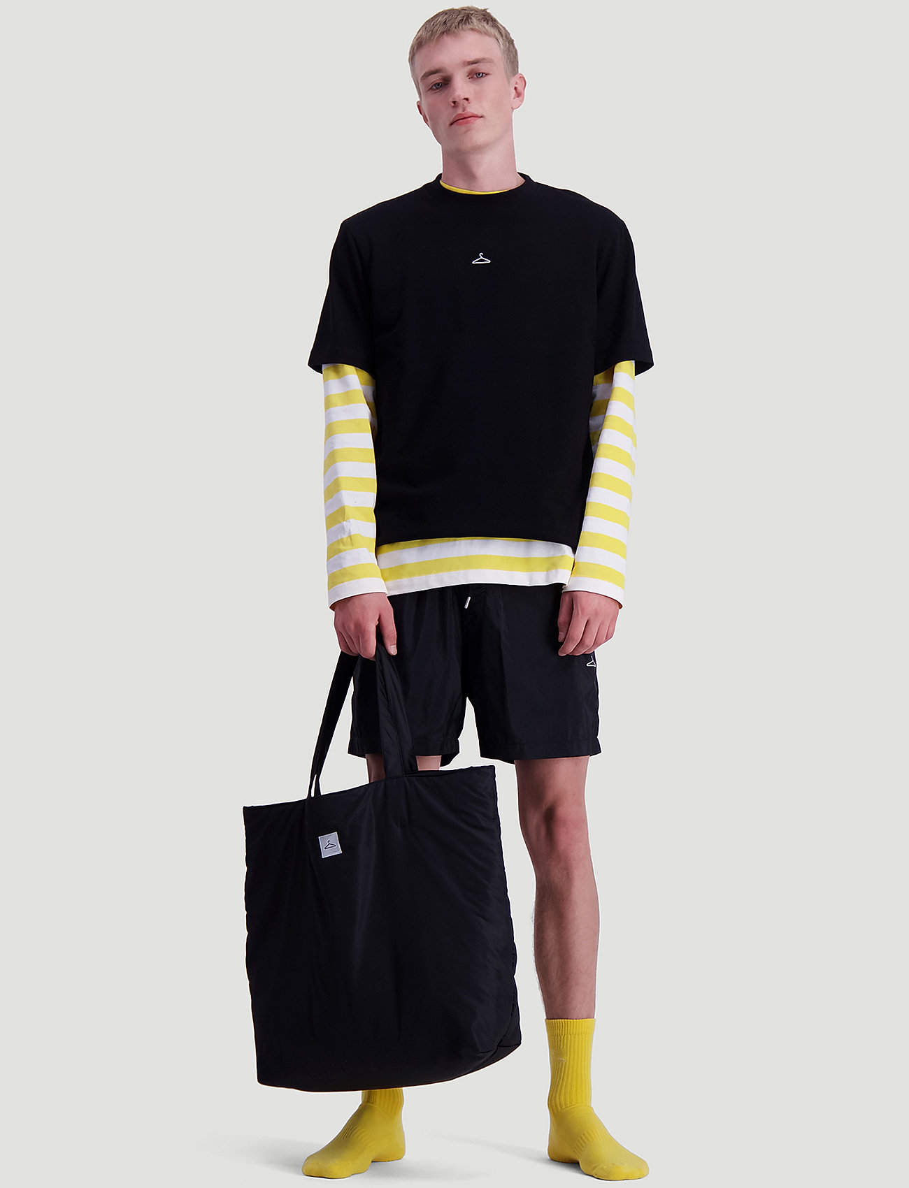 Hanger by Holzweiler - Hanger Tee - black - 4