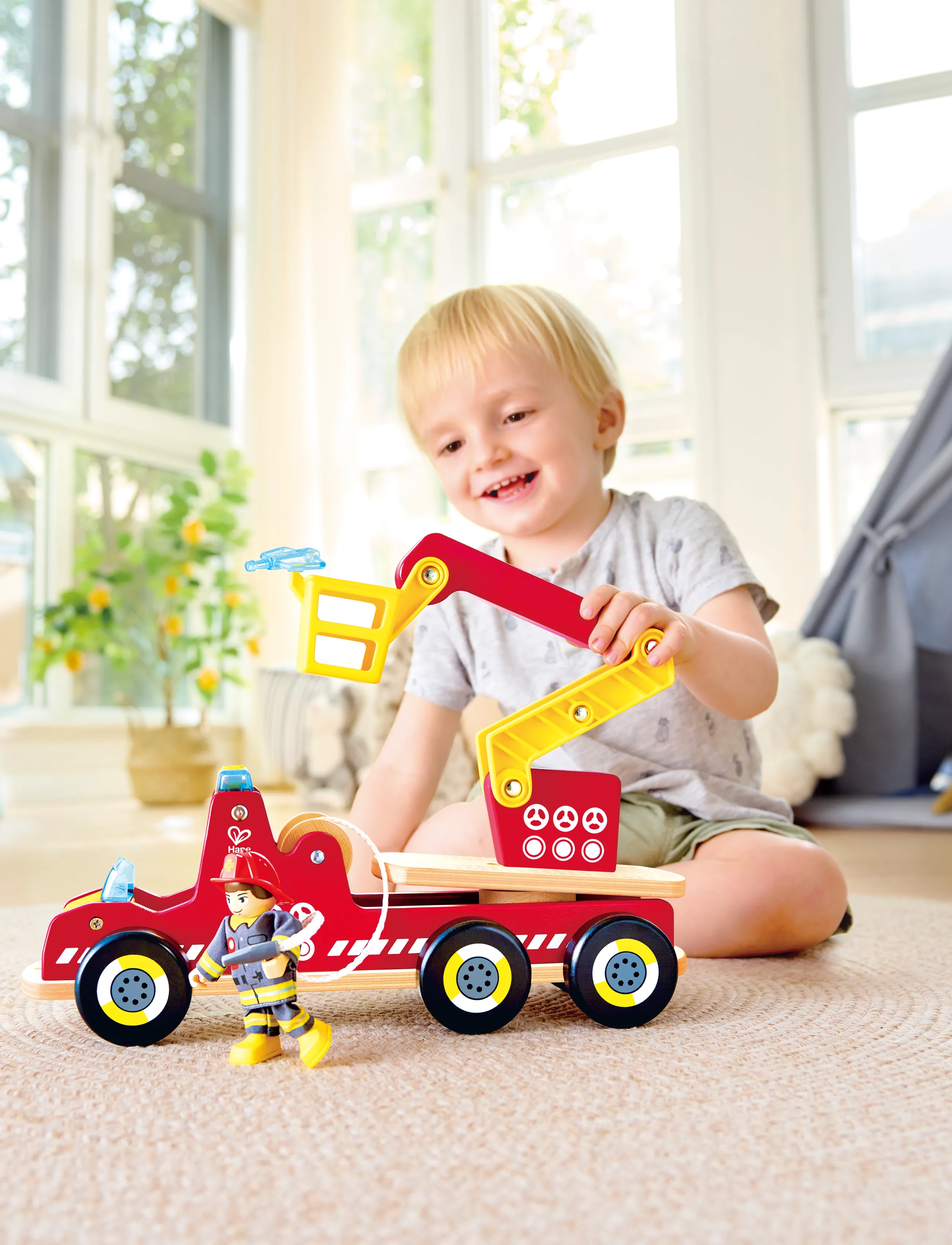 Hape Fire Truck With Sound, Børn, Fire Trucks, Rød, Str: ONE SIZE