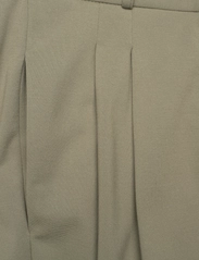 Harris Wharf London - Women pleated trousers - dalykinio stiliaus kelnės - rosemary - 2