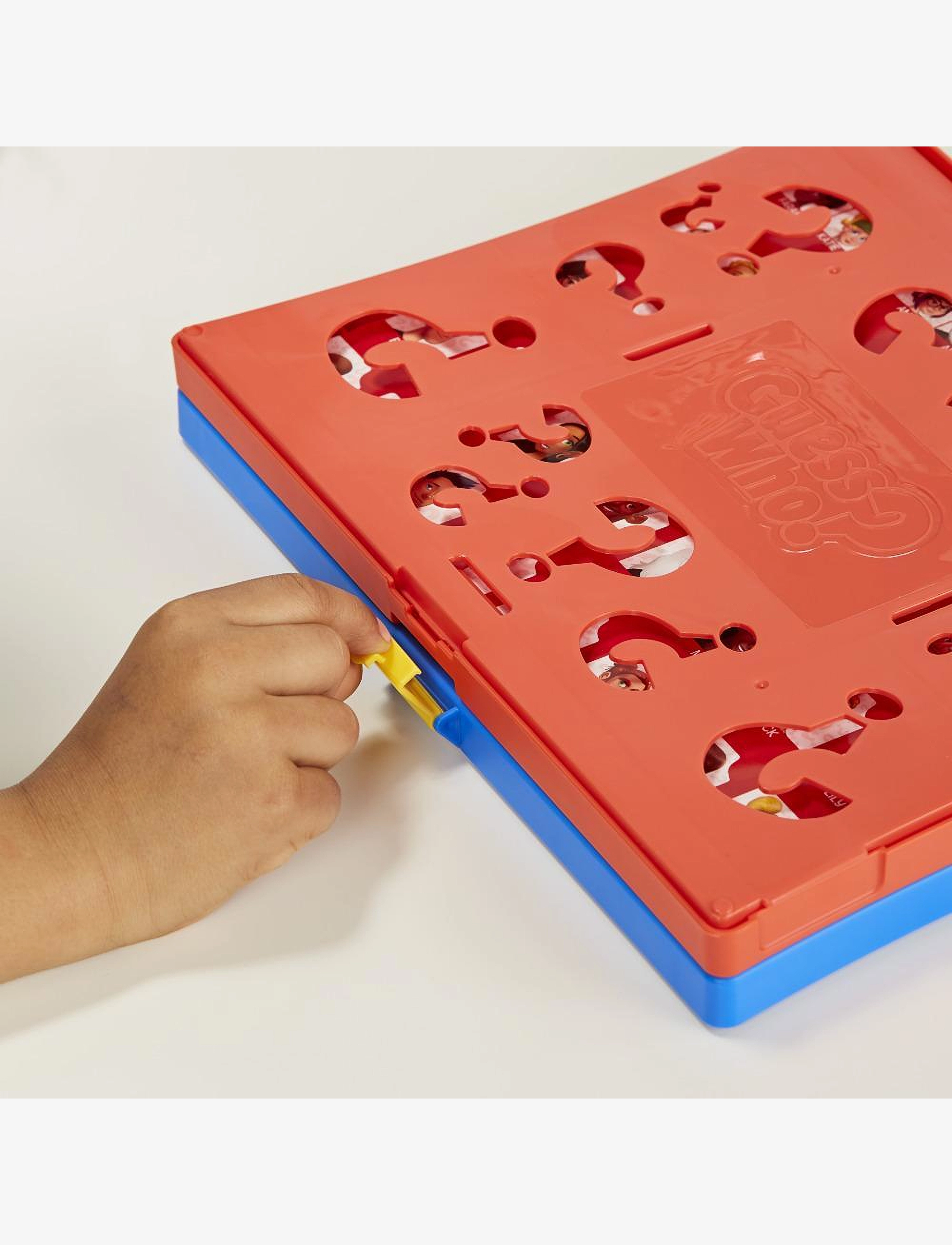 Hasbro Gaming - Guess Who? Original Guessing Game, Board Game for Kids Ages 6 and Up For 2 Players - board games - multi coloured - 3