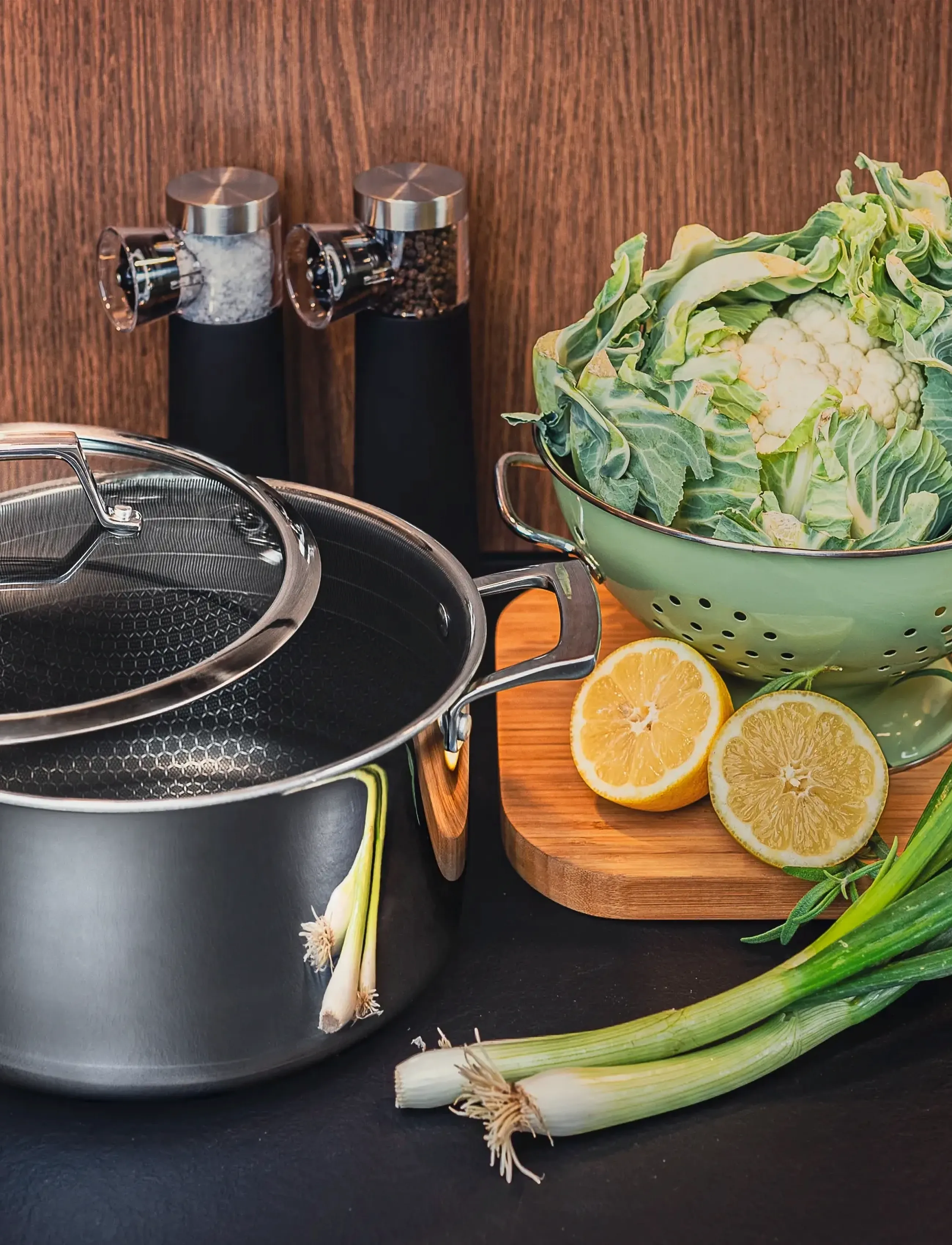 Hâws Santo Casserole 5.8L W/Lid Hybrid Coating, 5.8 L, Kitchen, Silber - Pots & Pans, Homeware