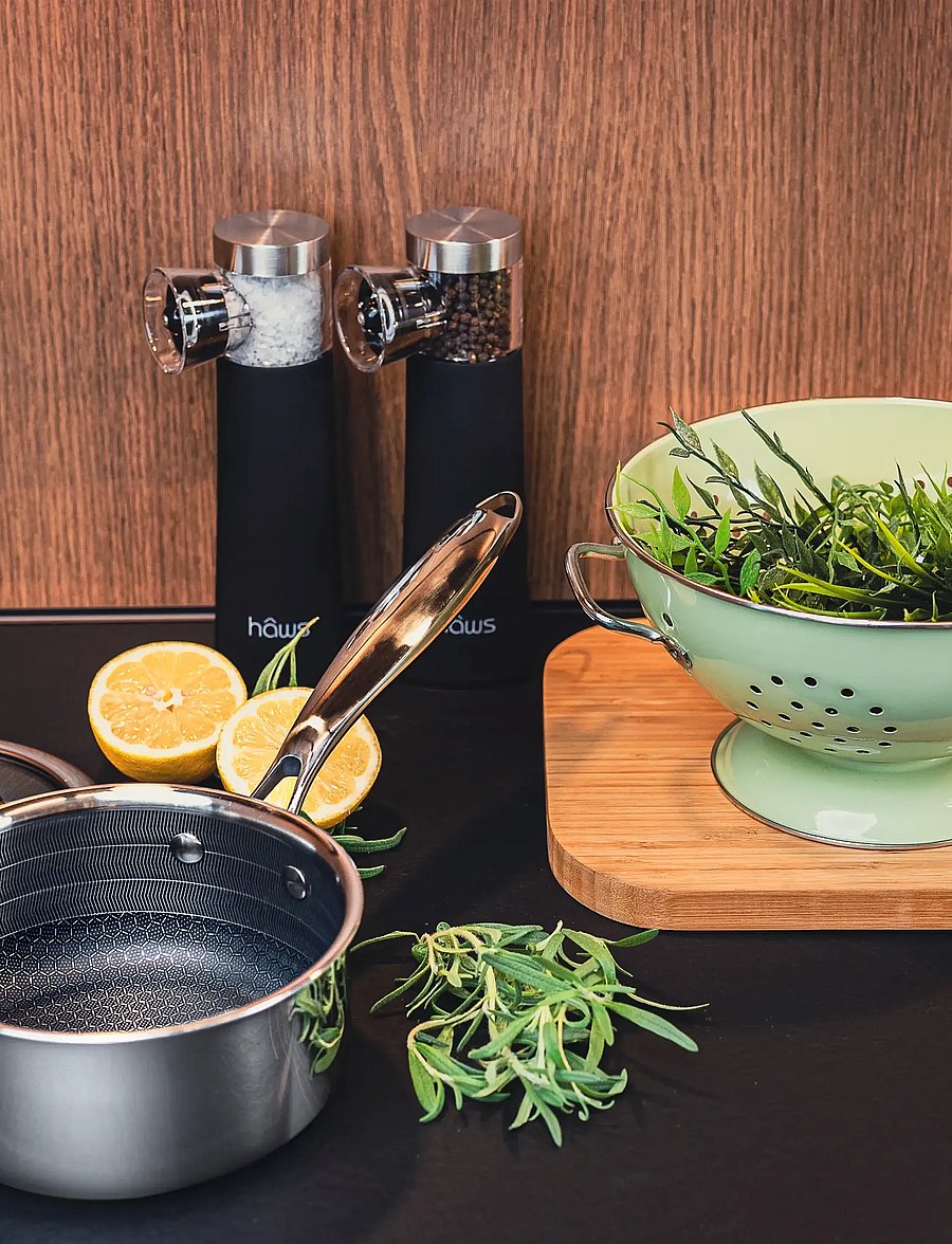 Hâws Santo - Hâws Santo Saucepan 1.5L w/Lid Hybrid coating - kastrulid - silver - 0