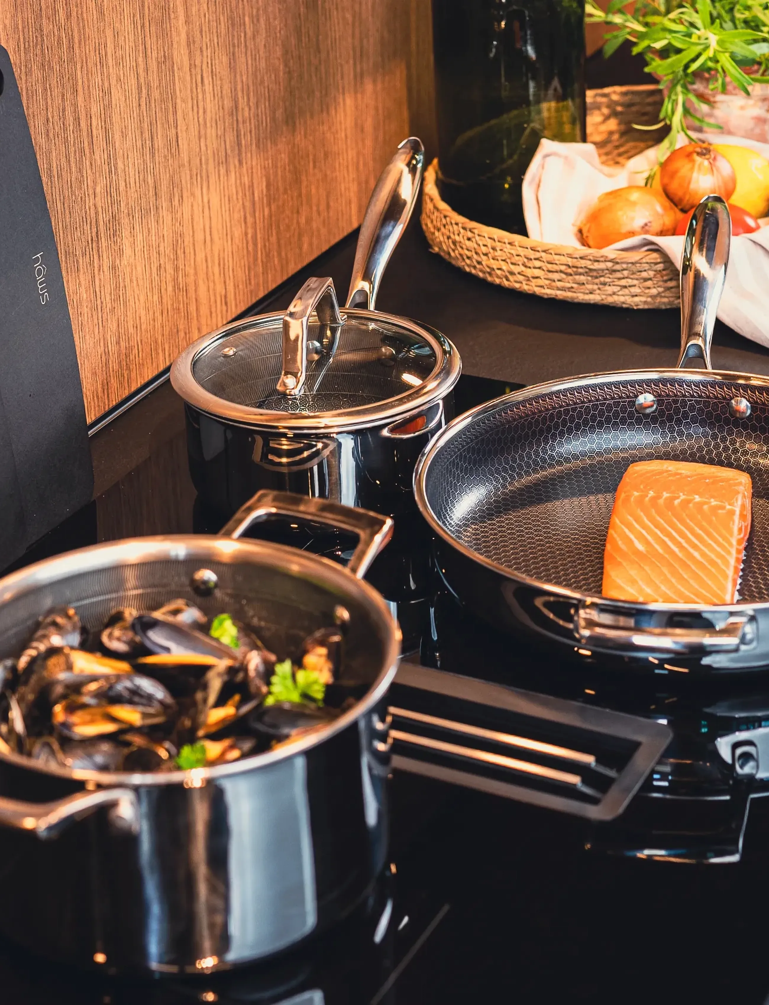 Hâws Santo Sauté Pan 28Cm W/Lid Hybrid Coating, Ø 28 cm, Pots & Pans, Silber - Tractor Boilers Sauteuse, Homeware