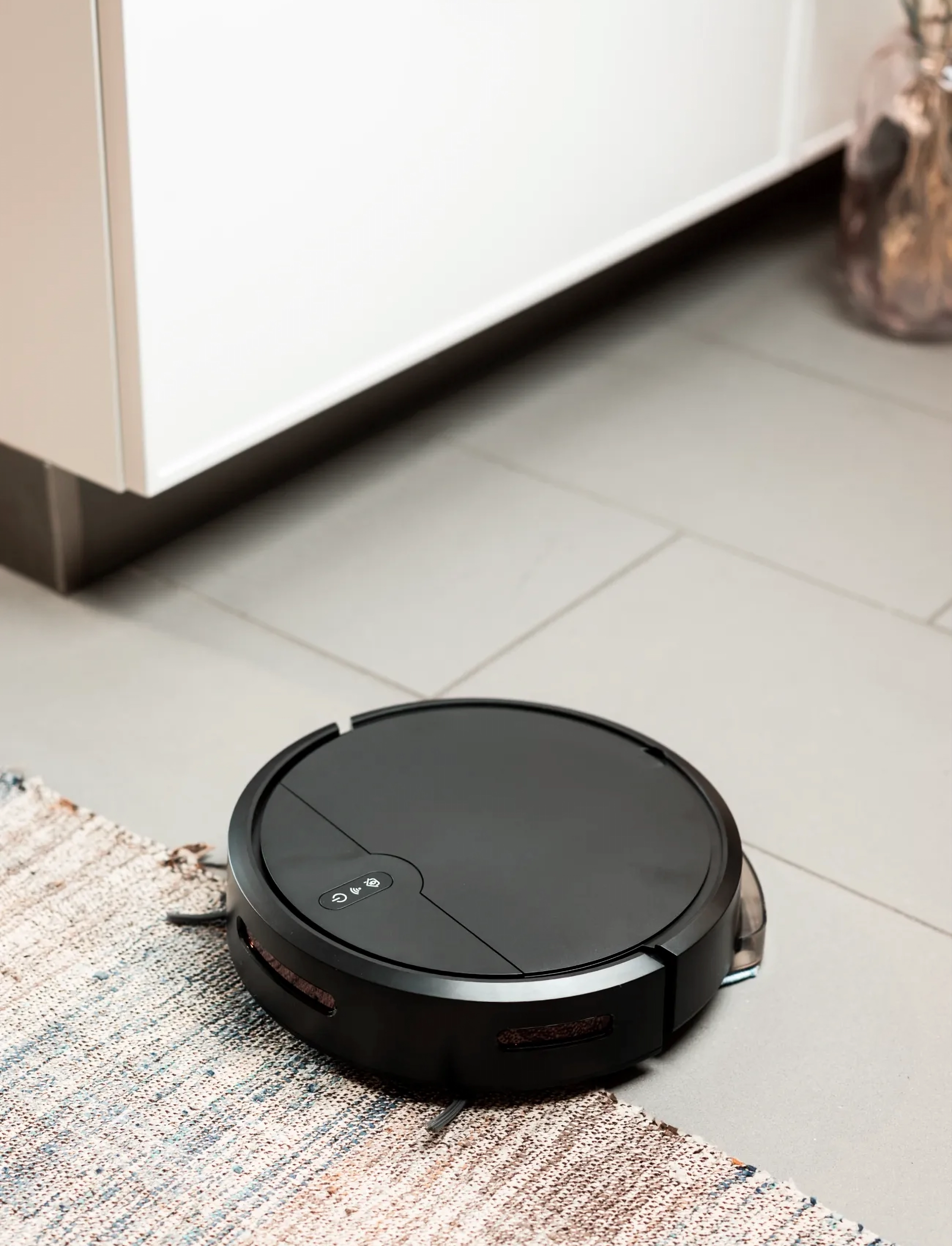 Hâws - Cleaning Robot Vacuum Cleaner W. Wiping Function & App - black - 0