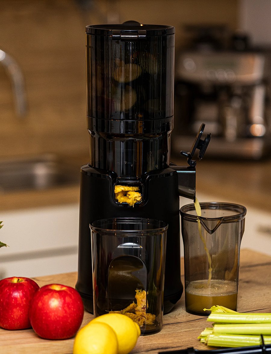 Hâws - Hâws Self-Feeding Hopper Slow Juicer - black - 2